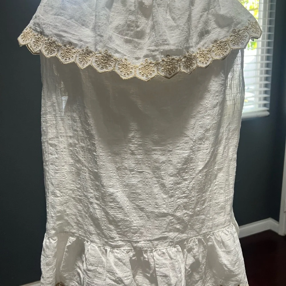 Max Studio Cream Ruffle Blouse. Size L - Picture 5 of 6